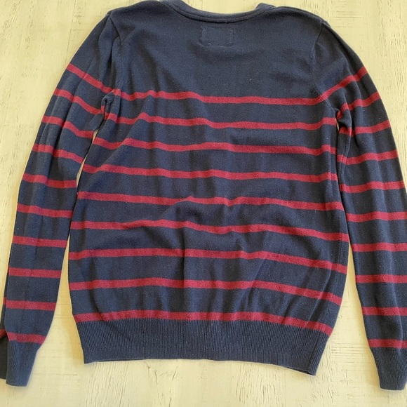 I Love H81 Women’s Cardigan Blue/Maroon Medium Wool Blend Runs Small - Picture 4 of 6